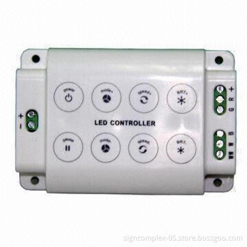 LED Lighting Controller with Measures 106 x 70 x 29.2mm and Compatible with All Common RGB Strips